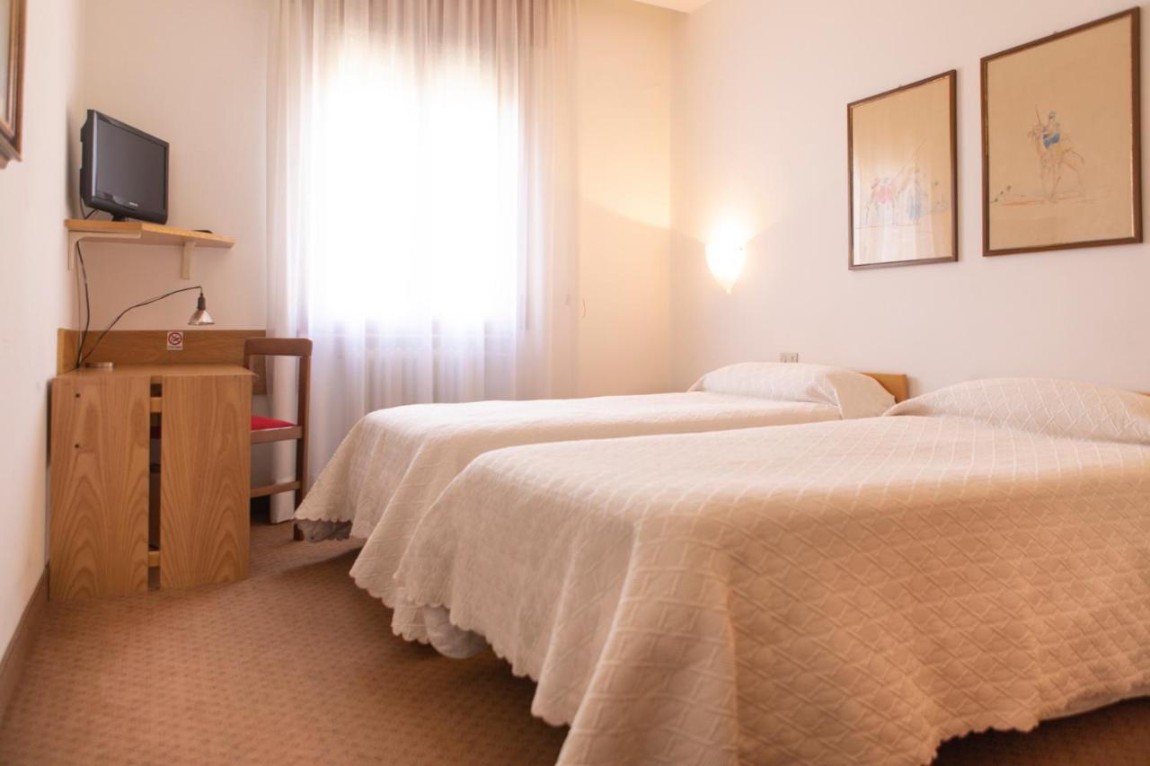 Hotel Due Mori Cittadella Zewnętrze zdjęcie