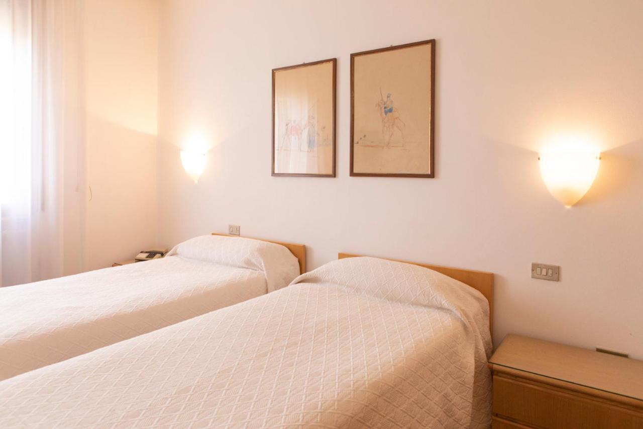Hotel Due Mori Cittadella Zewnętrze zdjęcie